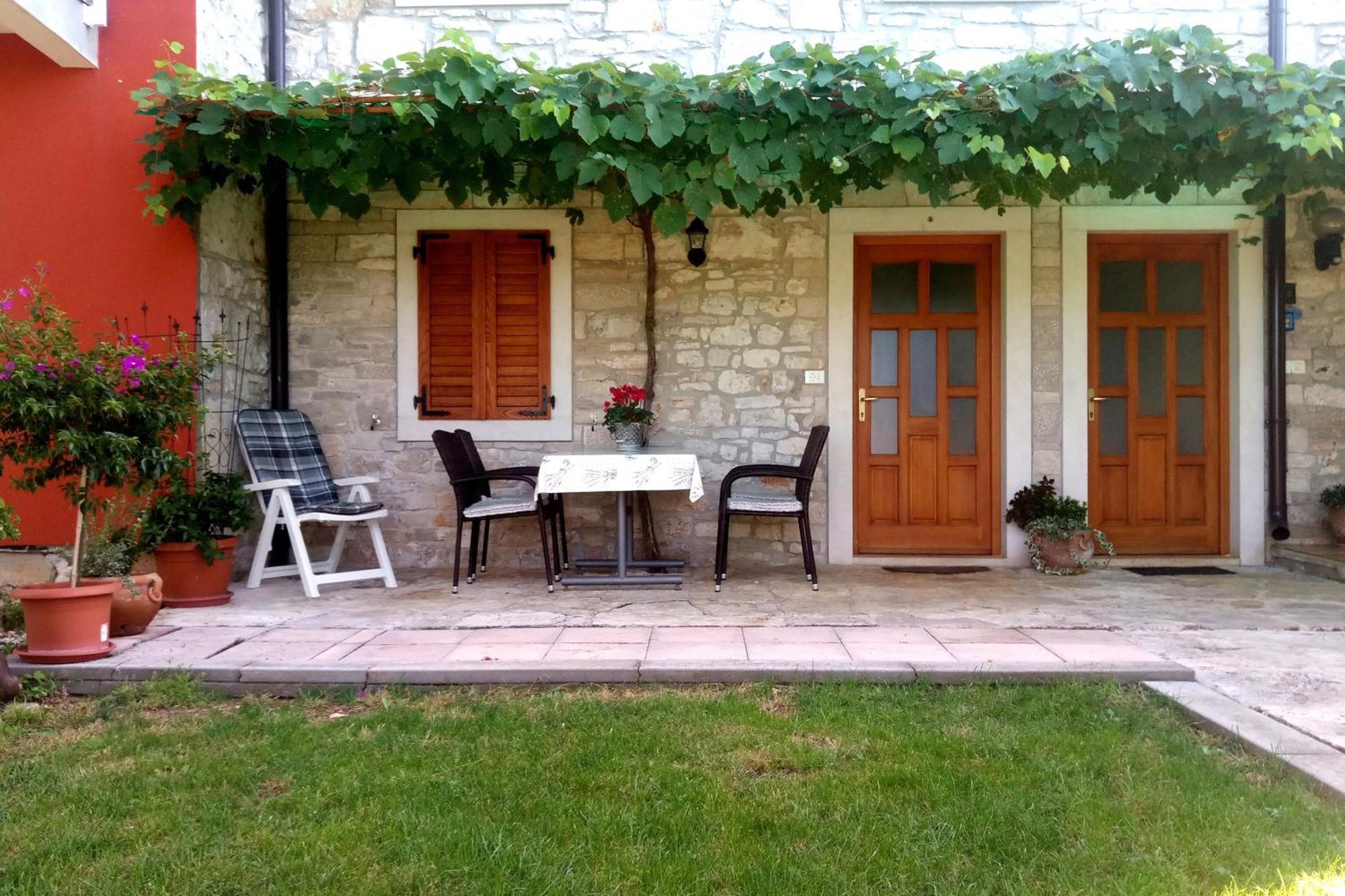 Apartments With A Parking Space Umag - 6995 Exterior foto